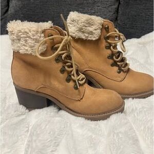 Tan Lace Up Boots with Faux Fur Trim and Chunky Heel